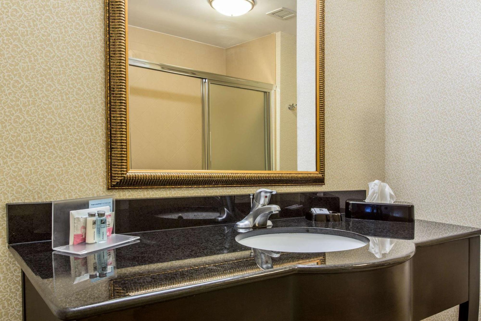 Hampton Inn Clearfield Exteriör bild